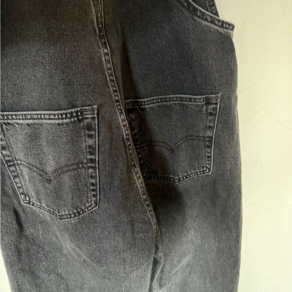 Levi’s Black Denim Overalls - Picture 4 of 6
